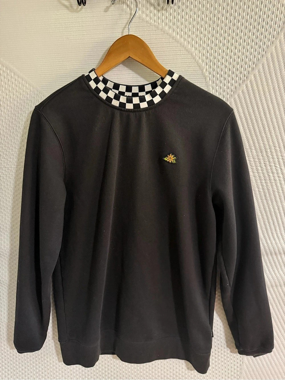 Vans Micro Dazed Pullover Crewneck Sweatshirt Black & White Small